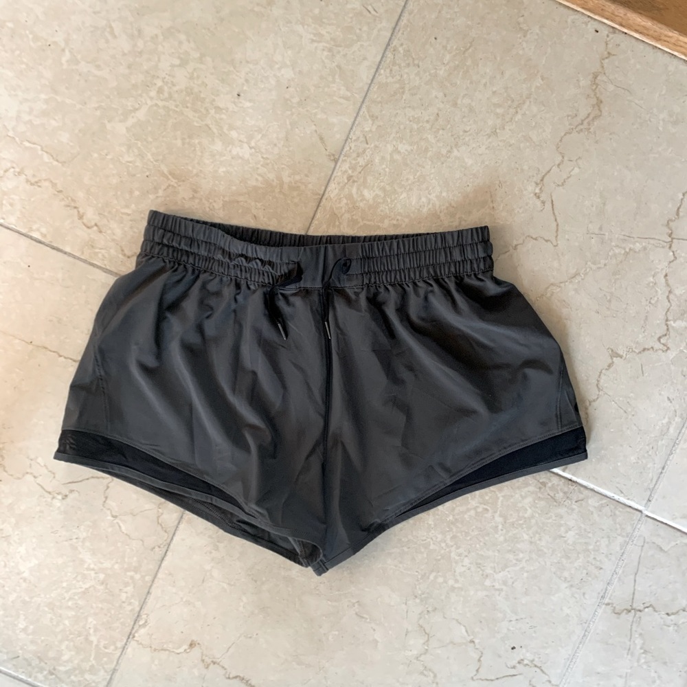 Katy Hearn stori shorts